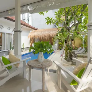 https://smiling-cactus-villa.hotelsseminyak.net