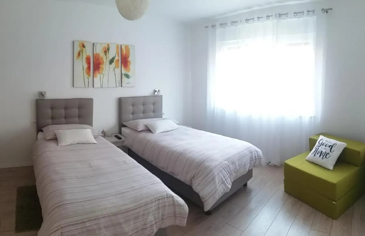 Apartment Dolea Split
