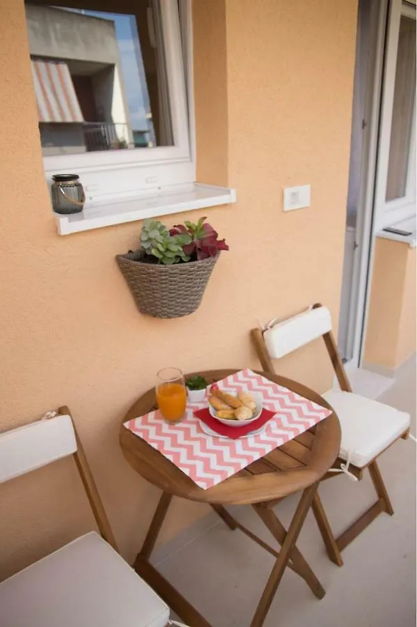 Apartment Dolea Split